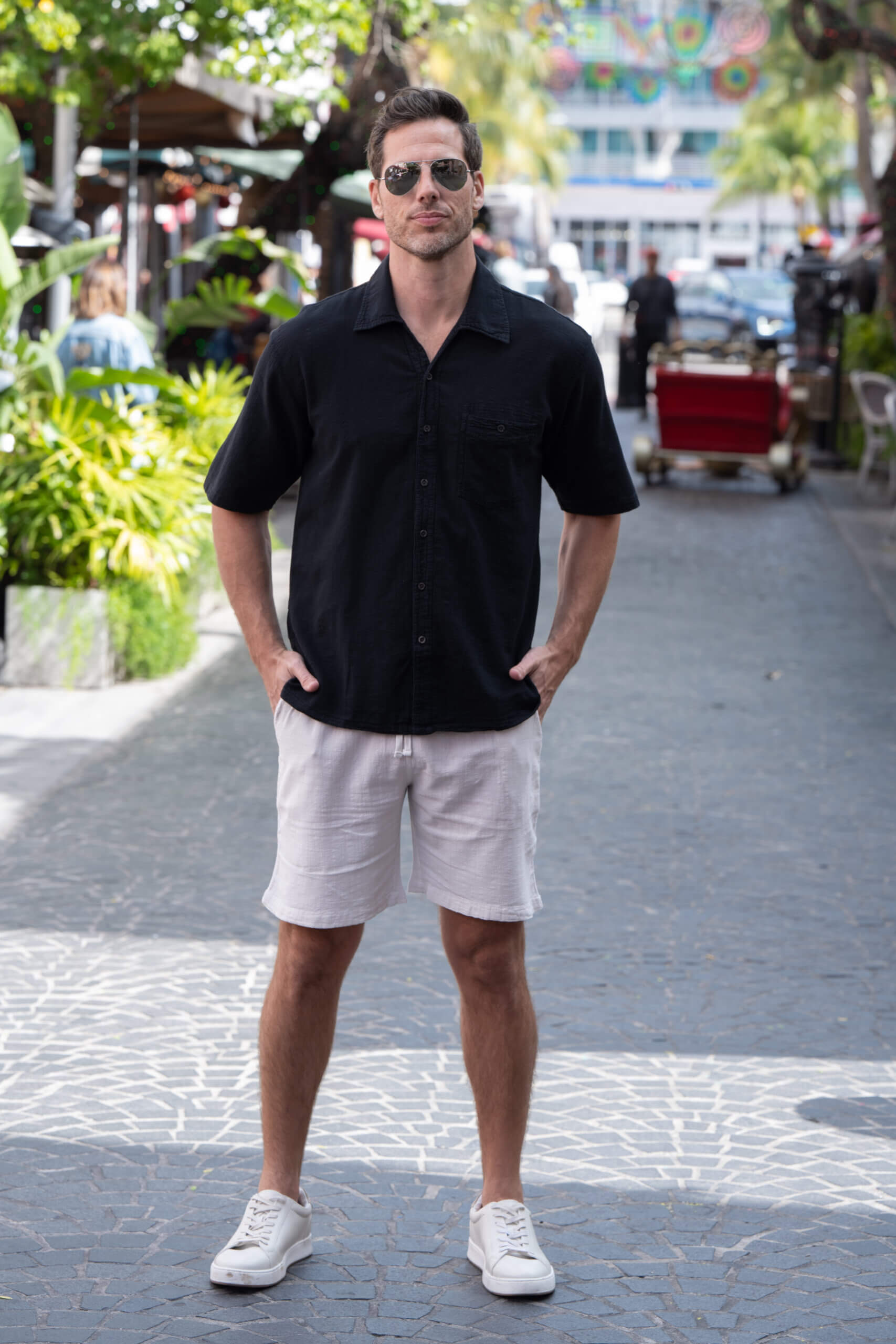 Leonardo Beige Shorts - Image 3